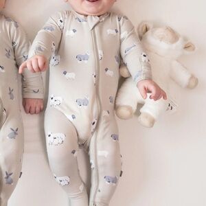 Kyte Baby Zippered Footie Grey Sheep Lamb Print